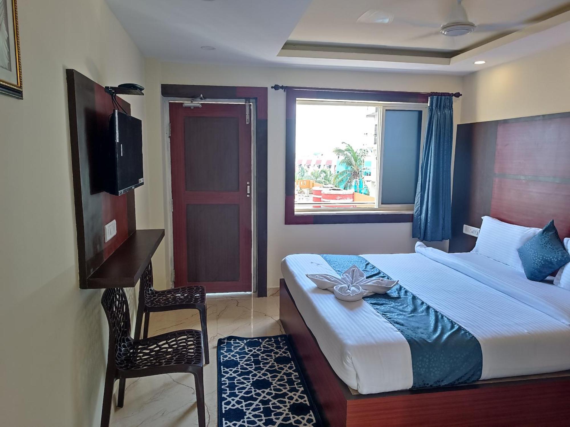 Mom Hotel - Unit Of Mom Hotel Puri Bagian luar foto