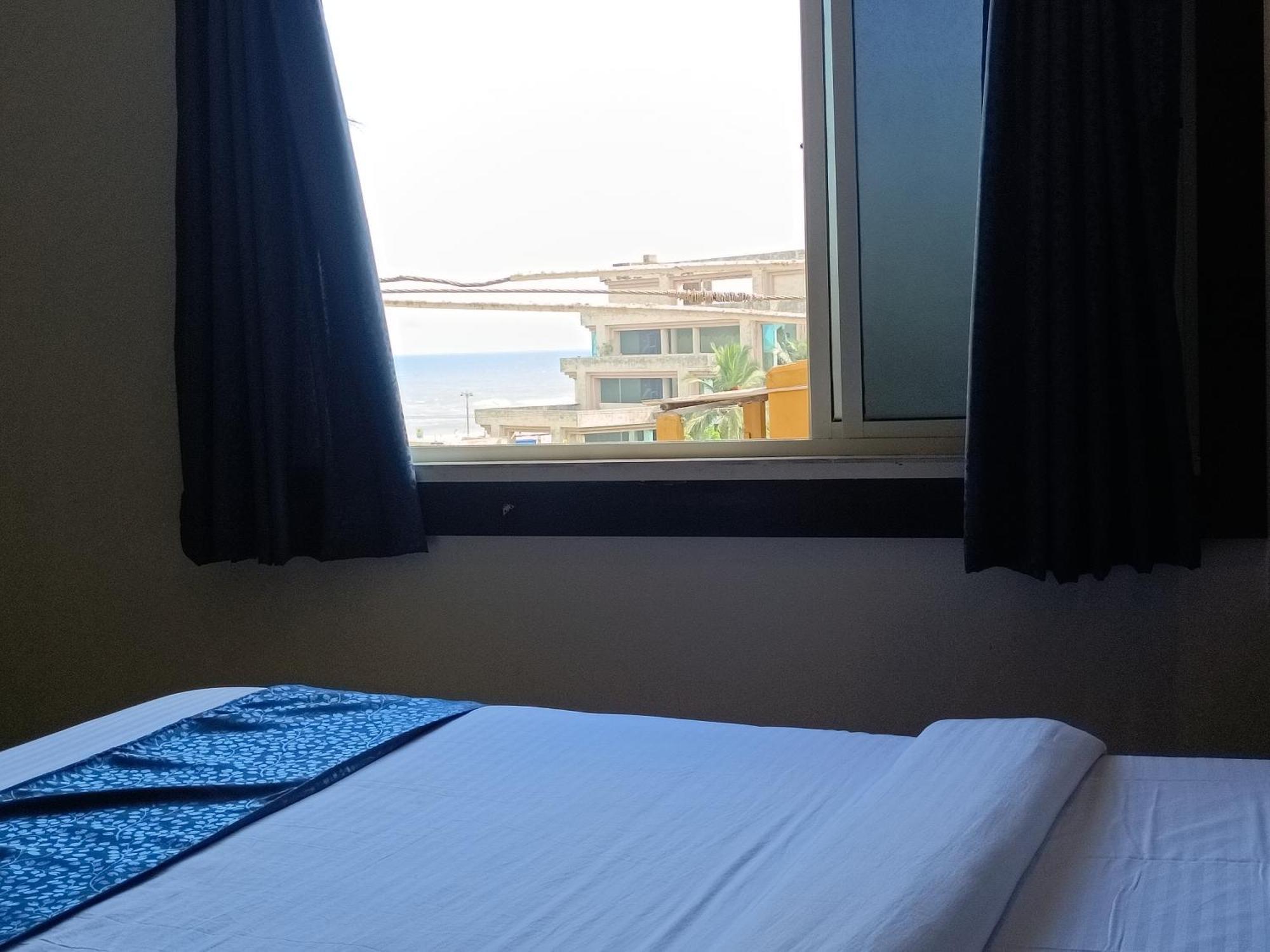 Mom Hotel - Unit Of Mom Hotel Puri Bagian luar foto