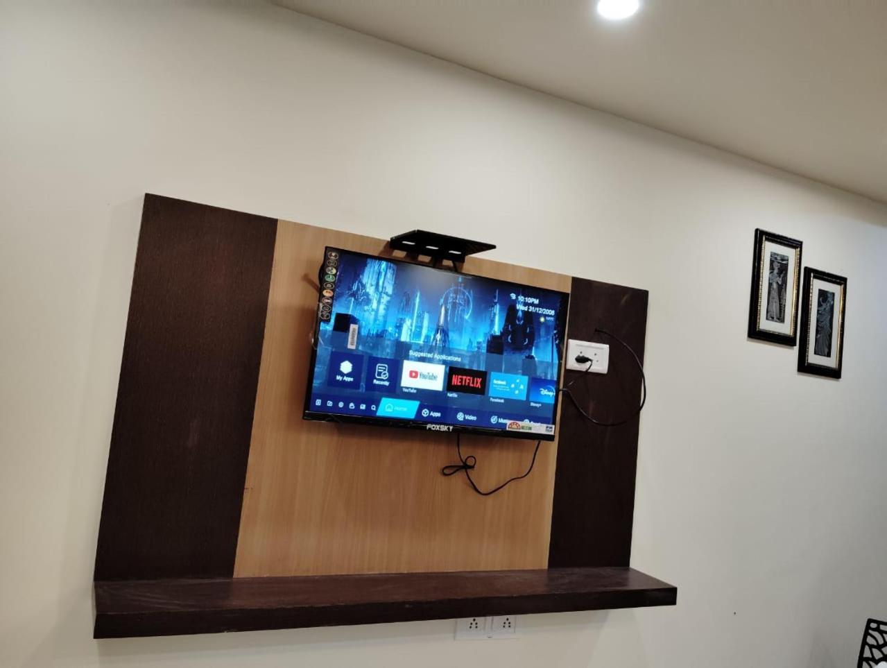 Mom Hotel - Unit Of Mom Hotel Puri Bagian luar foto